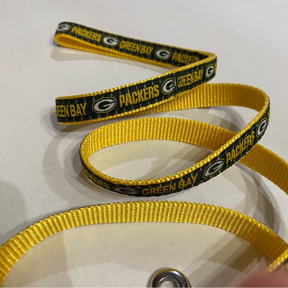 โ๏ธSOLDโ๏ธ๐HP๐๐Pets First, NFL,Green Bay Packers, Reflective Dog Collar & Leash - Picture 13 of 14